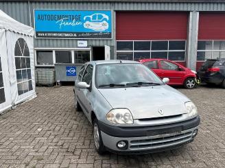 demontáž osobní automobily Renault Clio Clio II (BB/CB), Hatchback, 1998 / 2016 1.2 2000/6