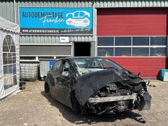 Auto da rottamare Peugeot 208 208 I (CA/CC/CK/CL), Hatchback, 2012 / 2019 1.2 Vti 12V PureTech 82 2013/1