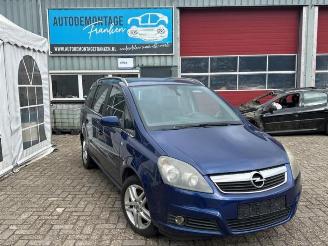 Uttjänta bilar auto Opel Zafira Zafira (M75), MPV, 2005 / 2015 2.2 16V Direct Ecotec 2006/11