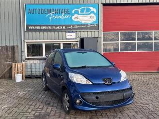 Vrakbiler auto Peugeot 107 107, Hatchback, 2005 / 2014 1.0 12V 2008/9