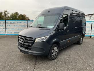 krockskadad bil bedrijf Mercedes Sprinter 319 CDI KA BPM VRIJ | L2H2 | Select | Facelift 2024/12