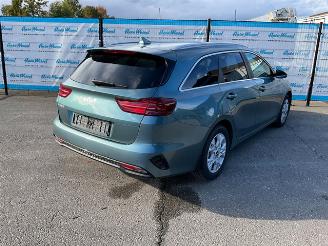 Schadeauto Kia Ceed 1.5 Sportswagon 2025/4
