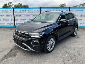 krockskadad bil auto Volkswagen T-Roc 1.5 TSi Style 2025/7
