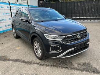 Volkswagen T-Roc 1.5 TSi Style picture 2