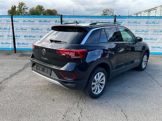 Volkswagen T-Roc 1.5 TSi Style picture 3