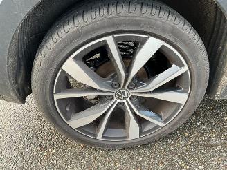 Volkswagen T-Cross 1.0 TSi R-Line picture 15