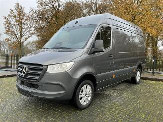 begagnad bil bedrijf Mercedes Sprinter 317 L2H2 Automaat | PRO | Cruise | Camera | Stroelverw. | MBUX | BPM Vrij! 2024/12