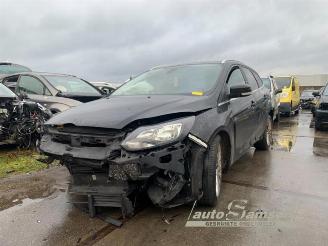 Vrakbiler auto Ford Focus Focus 3 Wagon, Combi, 2010 / 2020 1.6 TDCi ECOnetic 2013/11