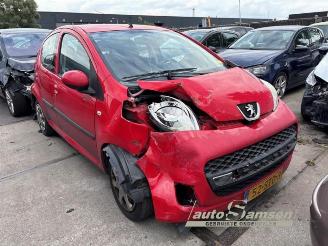 Auto da rottamare Peugeot 107 107, Hatchback, 2005 / 2014 1.0 12V 2011/11