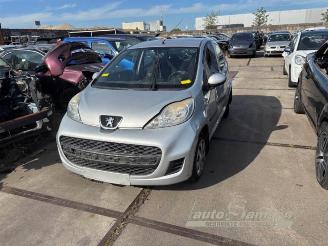  Peugeot 107 107, Hatchback, 2005 / 2014 1.0 12V 2011/1