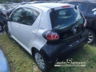 rozbiórka samochody osobowe Toyota Aygo Aygo (B10), Hatchback, 2005 / 2014 1.0 12V VVT-i 2009/10