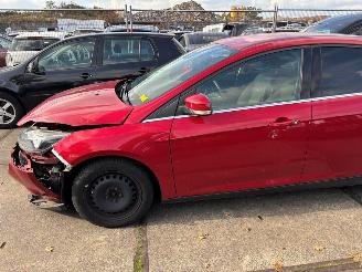 krockskadad bil auto Ford Focus  2013/1