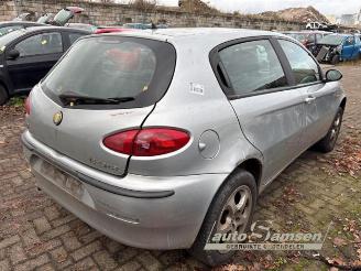Alfa Romeo 147 147 (937), Hatchback, 2000 / 2010 1.6 Twin Spark 16V picture 5