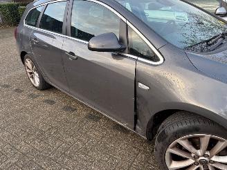 Opel Astra SPORTS TOURER picture 3