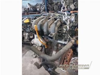 Renault Clio  picture 11