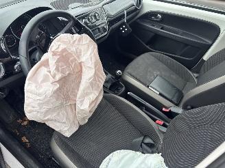 Volkswagen Up!  picture 10