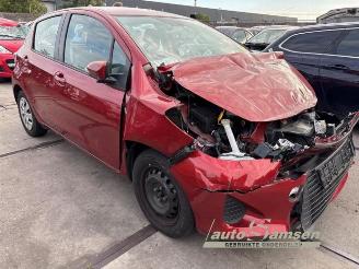 Toyota Yaris Yaris III (P13), Hatchback, 2010 / 2020 1.5 16V Hybrid picture 7