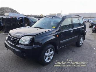 demontáž osobní automobily Nissan X-Trail X-Trail (T30), SUV, 2001 / 2013 2.0 16V 4x4 2002/9