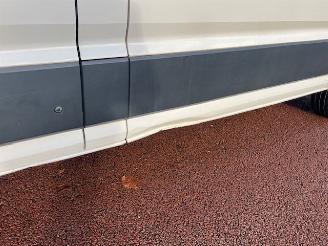 Volkswagen Crafter 2.0 TDI 130KW L2H2 DSG AUTOM.  AIRCO KLIMA EURO6 picture 15