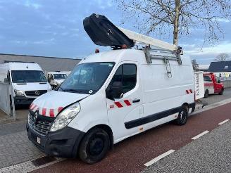 dommages fourgonnettes/vécules utilitaires Renault Master 2.3 DCI 96KW L2H2 KLUBB  HOOGWERKER 2018/6