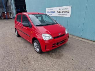 Coche siniestrado Daihatsu Cuore Cuore (L251/271/276), Hatchback, 2003 1.0 12V DVVT 2003/10