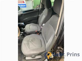 Chevrolet Spark Spark (M300), Hatchback, 2010 1.0 16V Bifuel picture 3