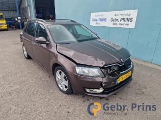 Autoverwertung Skoda Octavia Octavia Combi (5EAC), Combi 5-drs, 2012 / 2020 1.6 TDI Greenline 16V 2014/10