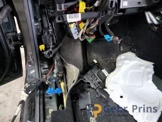 Peugeot 308 308 (L3/L8/LB/LH/LP), Hatchback 5-drs, 2013 / 2021 1.6 BlueHDi 120 picture 17