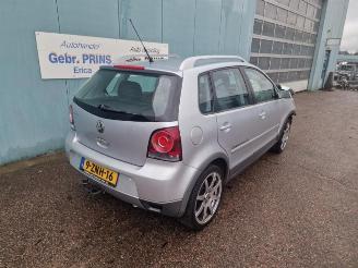 Salvage car Volkswagen Polo Polo IV (9N1/2/3), Hatchback, 2001 / 2012 1.4 16V 2007/5
