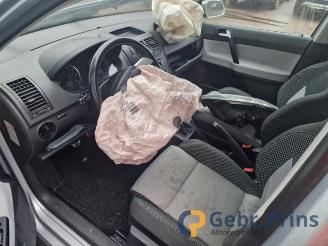 Volkswagen Polo Polo IV (9N1/2/3), Hatchback, 2001 / 2012 1.4 16V picture 5