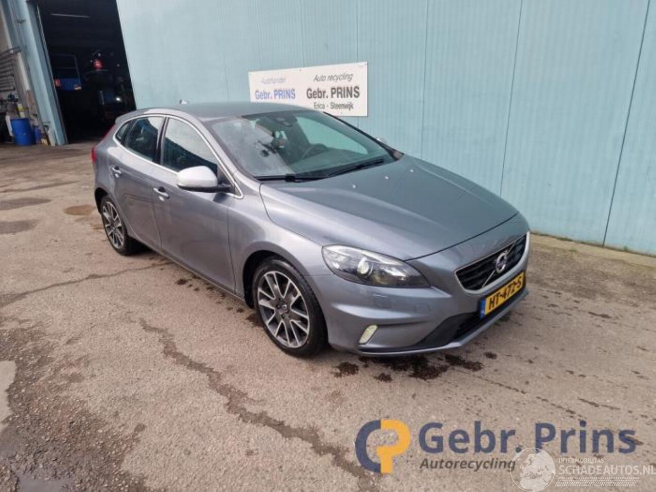 Volvo V-40 V40 (MV), Hatchback 5-drs, 2012 / 2019 2.0 D2 16V