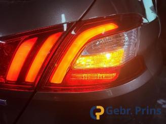 Peugeot 308 308 (L3/L8/LB/LH/LP), Hatchback 5-drs, 2013 / 2021 1.6 BlueHDi 120 picture 15