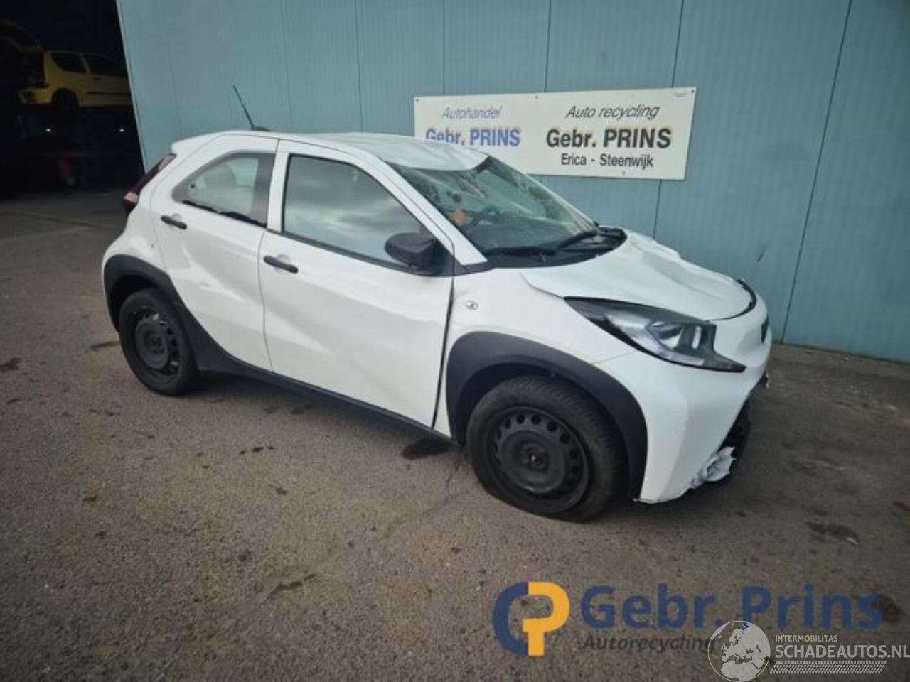 Toyota Aygo Aygo X, Hatchback, 2022 1.0 12V VVT-i