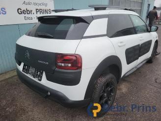 demontáž osobní automobily Citroën C4 cactus C4 Cactus (0B/0P), Hatchback 5-drs, 2014 1.2 PureTech 82 12V 2015/3