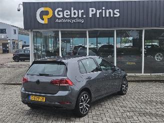 Avarii autoturisme Volkswagen e-Golf e-Golf Hatchback  Elektrisch  100kW (136pk) FWD 2019/10