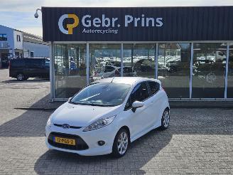 krockskadad bil auto Ford Fiesta 1.6 16V Sport Hatchback  Benzine 1.596cc 88kW (120pk) FWD 2011/1
