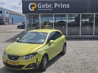 Vaurioauto  passenger cars Seat Ibiza 1.4 16V Hatchback 2Dr Benzine 1.390cc 63kW (86pk) FWD 2008/9