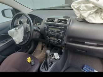 Mitsubishi Space-star Space Star (A0), Hatchback, 2012 1.0 12V picture 6