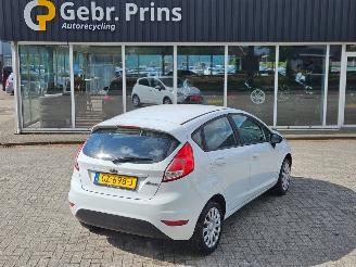 Avarii autoturisme Ford Fiesta 1.0 SCI 12V 80 Hatchback  Benzine 999cc 59kW (80pk) FWD 2015/9