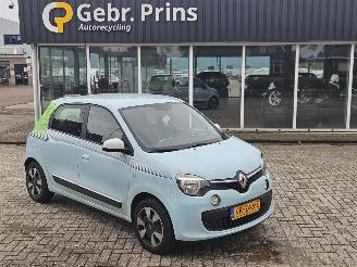 Voiture accidenté Renault Twingo 1.0 SCe 70 12V Hatchback 4Dr Benzine 999cc 52kW (71pk) RWD 2016/11