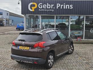 skadebil auto Peugeot 2008 1.2 Vti 12V PureTech 82 MPV  Benzine 1.199cc 60kW (82pk) FWD 2014/6