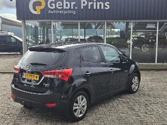 Unfallwagen Hyundai Ix20 1.6i 16V SUV  Benzine 1.591cc 92kW (125pk) FWD 2011/3