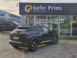 Unfallwagen Peugeot e-2008 e-2008 50 kWh MPV  Elektrisch  100kW (136pk) FWD 2021/3