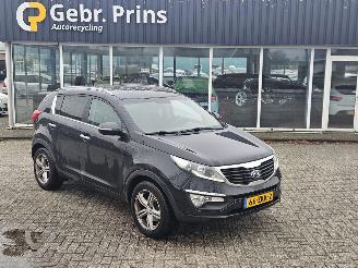 Avarii autoturisme Kia Sportage 1.6 GDI 16V 4x2 Jeep/SUV  Benzine 1.591cc 99kW (135pk) FWD 2013/1