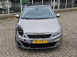 Peugeot 308 1.6 BlueHDi 120 Combi/o 4Dr Diesel 1.560cc 88kW (120pk) FWD picture 2