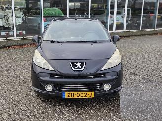 Peugeot 207 1.6 16V Cabrio  Benzine 1.598cc 88kW (120pk) FWD picture 2