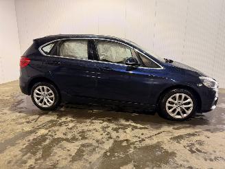 Schadeauto BMW 2-serie 220i 2.0 TwinPower Turbo 16V MPV  Benzine 1.998cc 141kW (192pk) FWD 2015/6
