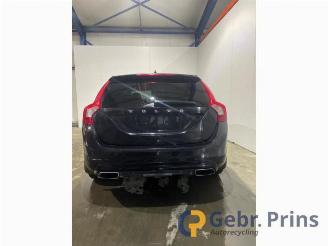 Vrakbiler auto Volvo V-60 V60 I (FW/GW), Combi, 2010 / 2018 2.0 T5 16V 2014/10