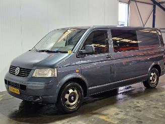 Schade bestelwagen Volkswagen Transporter 2.5 TDi MPV  Diesel 2.460cc 128kW (174pk) FWD 2004/4