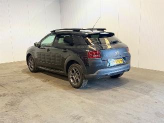 Vaurioauto  passenger cars Citroën C4 cactus 1.2 PureTech 110 12V Hatchback 4Dr Benzine 1.199cc 81kW (110pk) FWD 2017/6